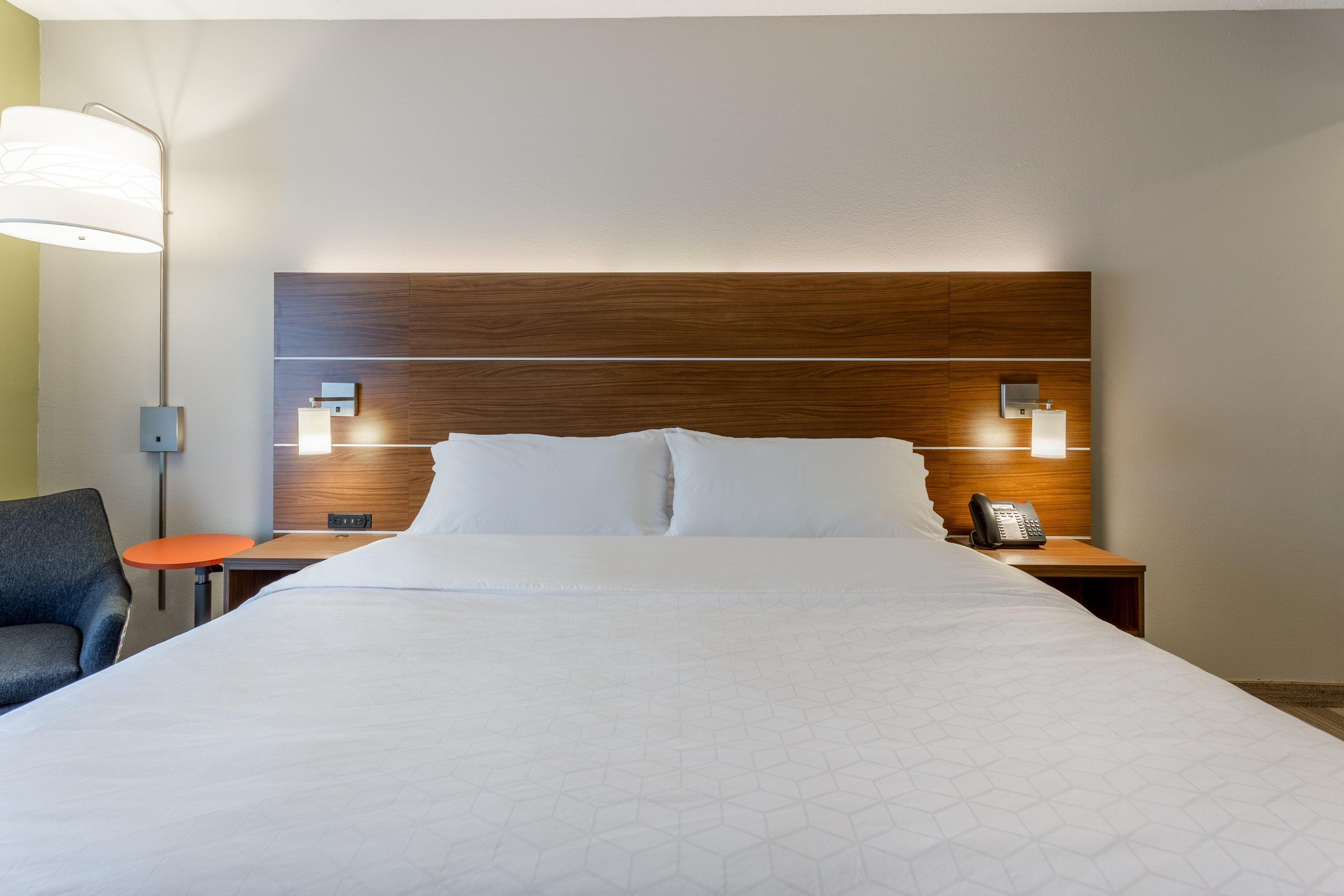 Holiday Inn Express Hotel & Suites Burlington By Ihg Ngoại thất bức ảnh