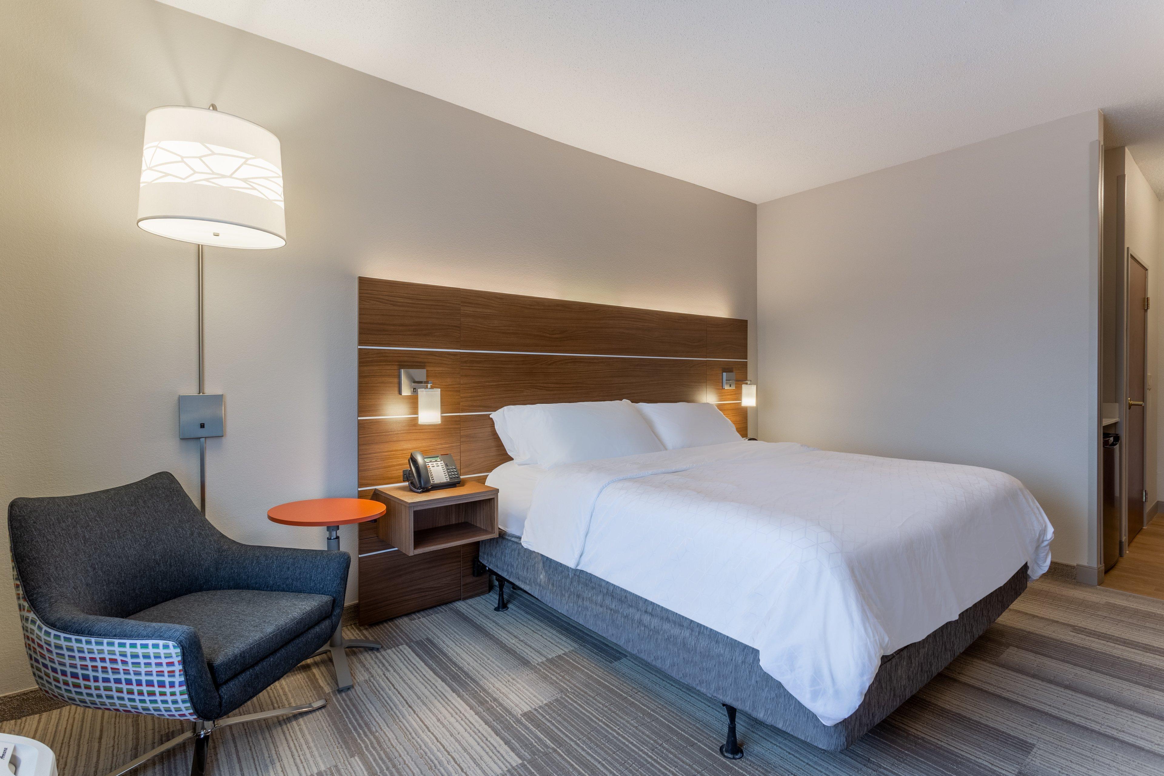 Holiday Inn Express Hotel & Suites Burlington By Ihg Ngoại thất bức ảnh