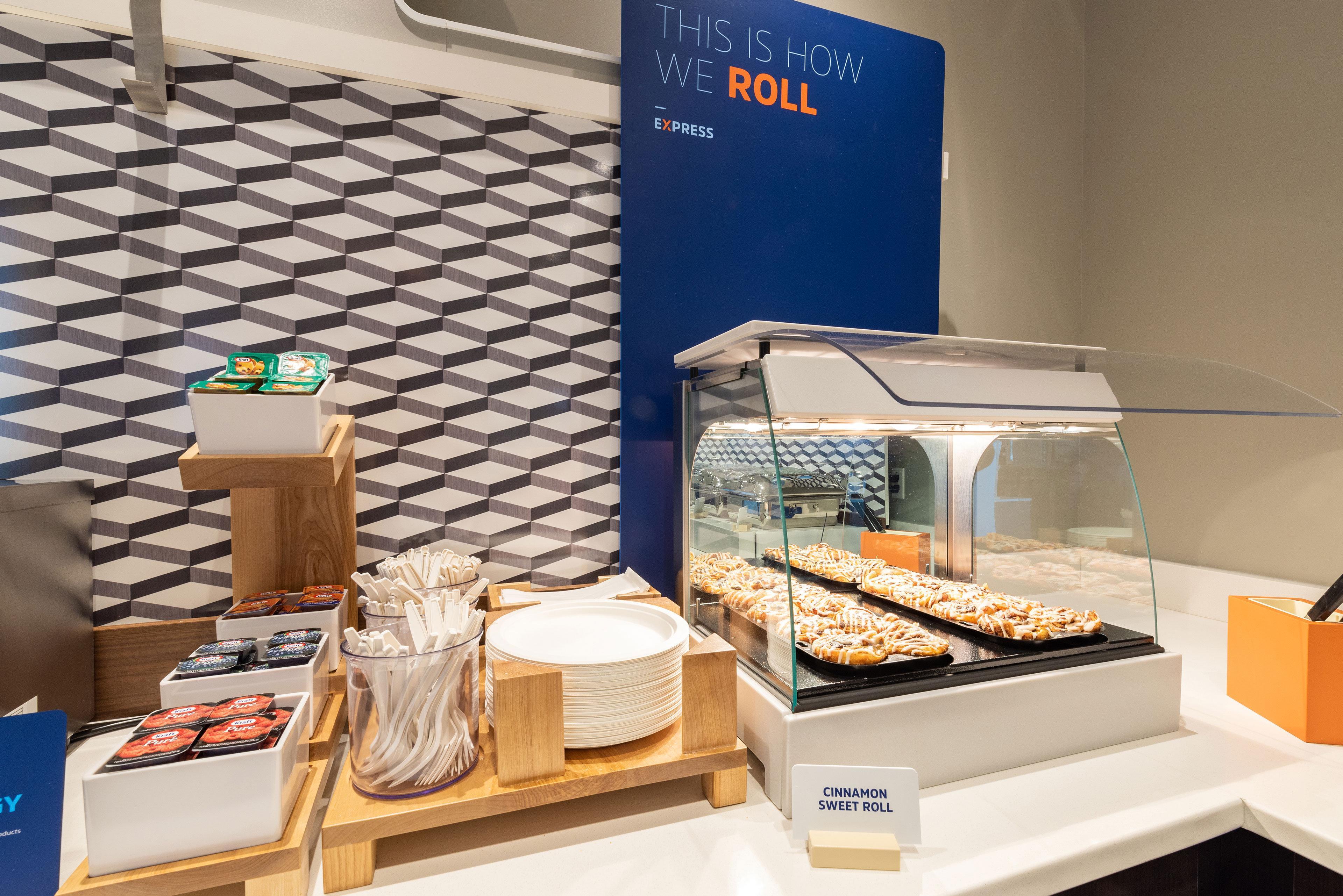 Holiday Inn Express Hotel & Suites Burlington By Ihg Ngoại thất bức ảnh