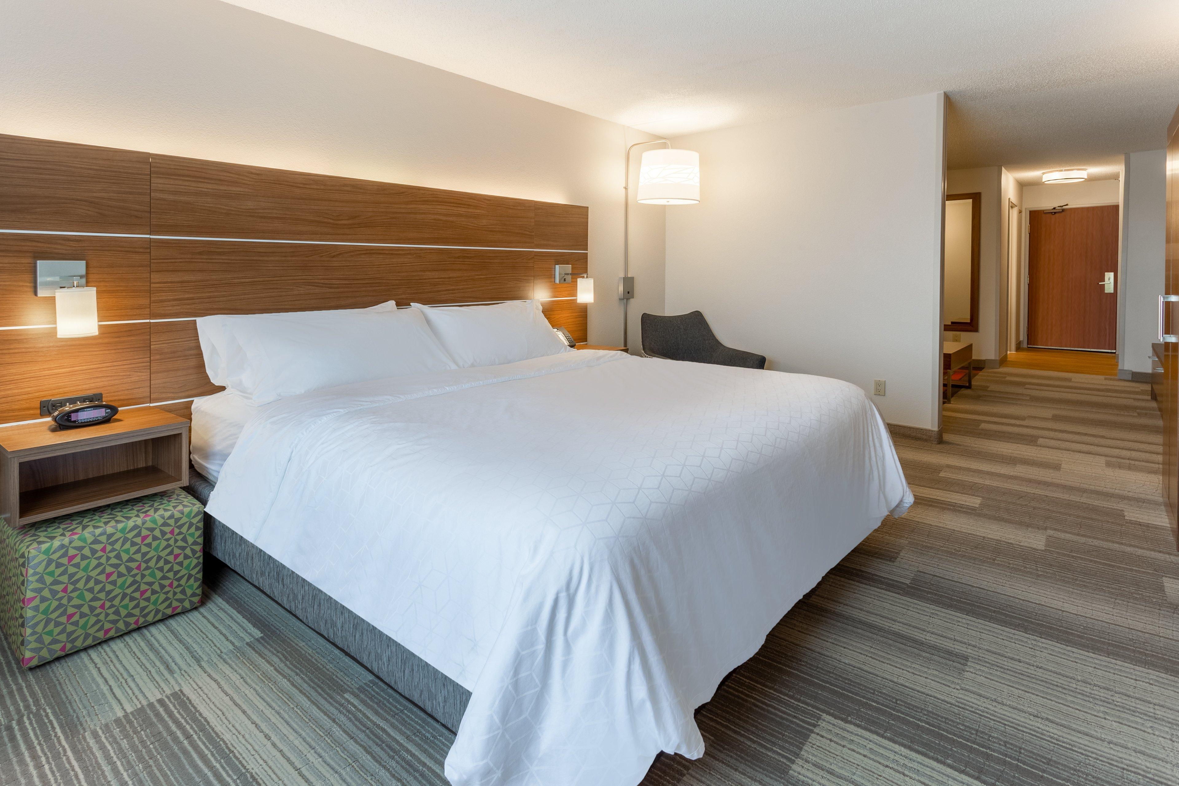 Holiday Inn Express Hotel & Suites Burlington By Ihg Ngoại thất bức ảnh